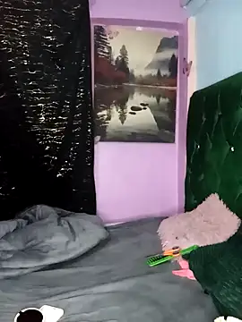 Snapshot of wildnastia chatting on December 16, 11:33 am wildnastia online show from December 16, 11:33 am