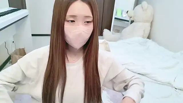 -SHINON- online show from February 28, 1:25 pm