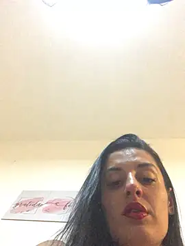 Snapshot of Catmila94 chatting on May 7, 3:45 am Catmila94 online show from May 7, 3:45 am