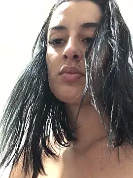 Snapshot of Catmila94 chatting on May 21, 9:00 pm Catmila94 online show from May 21, 9:00 pm