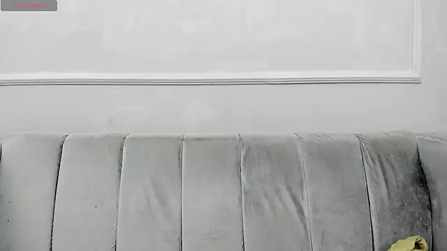 Snapshot of Isabellsmmith chatting on January 27, 3:58 am Isabellsmmith online show from January 27, 3:58 am