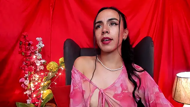 Zara dulce online show from February 3, 10:32 pm