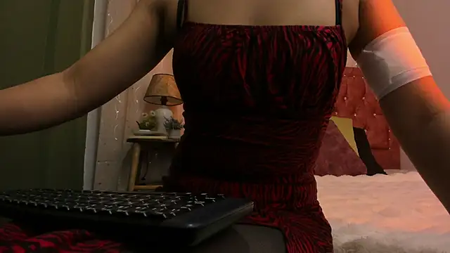 Zara dulce online show from October 18, 11:55 am