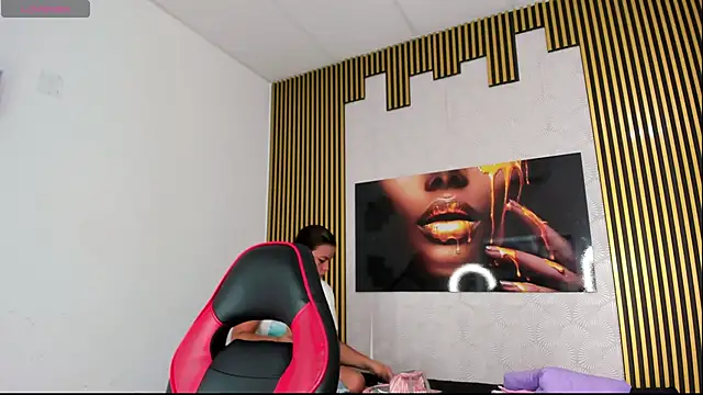 Snapshot of that_temptation chatting on December 9, 6:35 pm that temptation online show from December 9, 6:35 pm