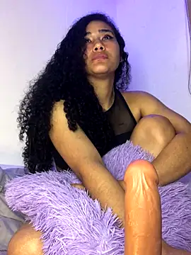Snapshot of jaderossxx chatting on December 3, 3:20 am jaderossxx online show from December 3, 3:20 am
