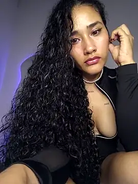 jaderossxx online show from March 21, 4:39 am