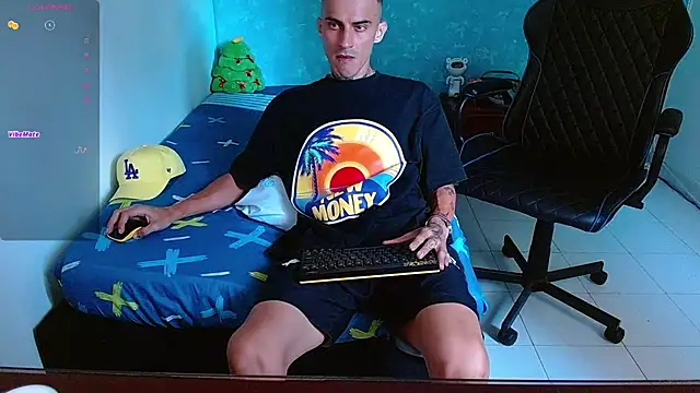 bray hotboy777 online show from December 22, 8:47 pm