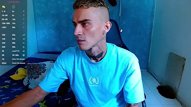 bray hotboy777 online show from January 18, 6:10 pm