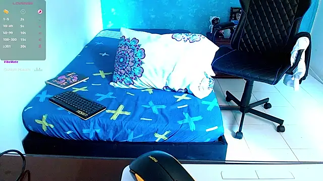 bray hotboy777 online show from March 9, 3:49 pm