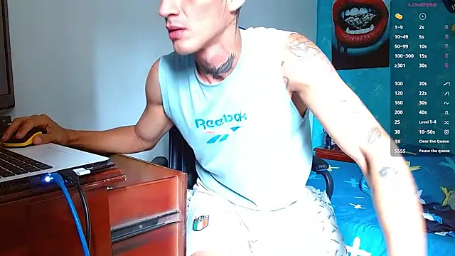 bray hotboy777 online show from September 12, 2:28 pm