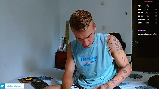 Snapshot of bray_hotboy777 chatting on February 1, 1:20 pm bray hotboy777 online show from February 1, 1:20 pm