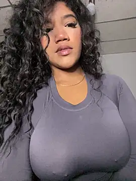 JennamartinyII online show from December 1, 4:34 pm