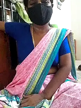 Snapshot of Tamil--Rani chatting on December 13, 3:43 pm Tamil--Rani online show from December 13, 3:43 pm