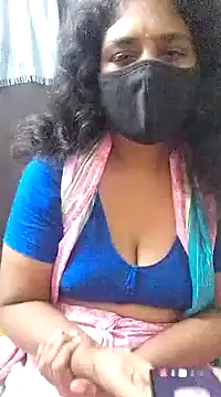 Snapshot of Tamil--Rani chatting on December 14, 5:03 pm Tamil--Rani online show from December 14, 5:03 pm