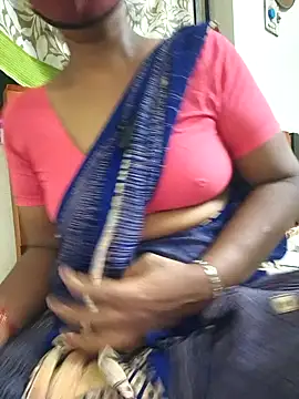 Snapshot of Tamil--Rani chatting on January 18, 4:53 pm Tamil--Rani online show from January 18, 4:53 pm