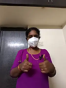 Snapshot of Tamil--Rani chatting on February 3, 4:41 pm Tamil--Rani online show from February 3, 4:41 pm