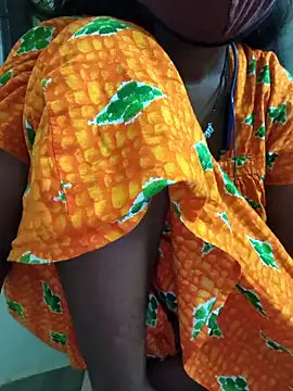 Snapshot of Tamil--Rani chatting on February 13, 6:38 pm Tamil--Rani online show from February 13, 6:38 pm