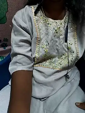 Snapshot of Tamil--Rani chatting on March 10, 7:32 am Tamil--Rani online show from March 10, 7:32 am