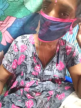 Snapshot of Tamil--Rani chatting on October 1, 5:13 am Tamil--Rani online show from October 1, 5:13 am