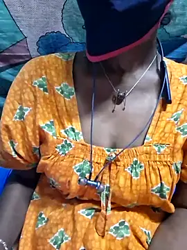 Snapshot of Tamil--Rani chatting on November 1, 1:13 pm Tamil--Rani online show from November 1, 1:13 pm