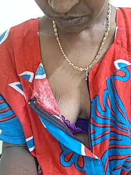 Snapshot of Tamil--Rani chatting on January 11, 2:11 pm Tamil--Rani online show from January 11, 2:11 pm