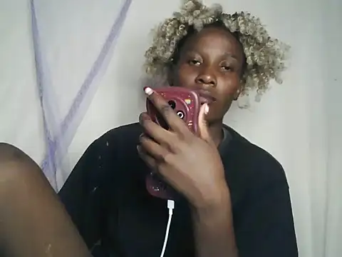 Snapshot of juiccypussy chatting on May 27, 3:42 pm juiccypussy online show from May 27, 3:42 pm