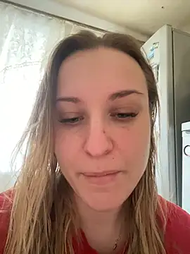 Snapshot of OlgaBuzzz chatting on December 15, 7:02 am OlgaBuzzz online show from December 15, 7:02 am