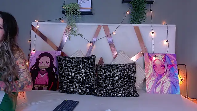 AmbarHills 1 online show from November 22, 11:31 am