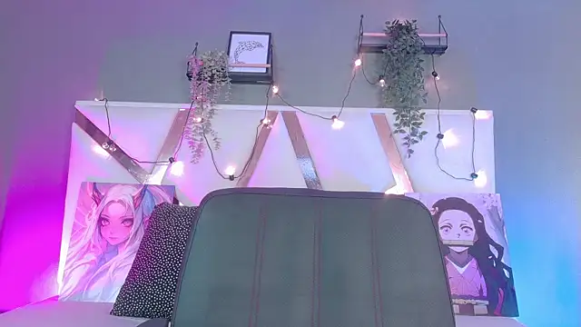 AmbarHills 1 online show from December 19, 11:39 am