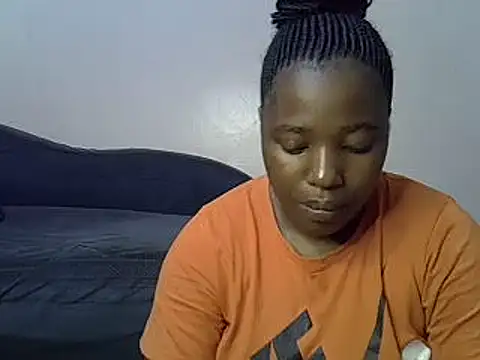 Snapshot of sweet_gal01 chatting on January 10, 12:49 am sweet gal01 online show from January 10, 12:49 am