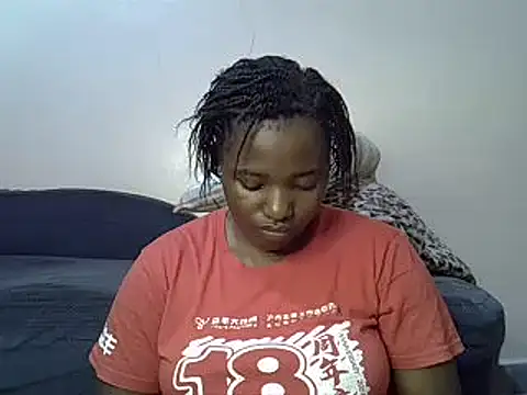 Snapshot of sweet_gal01 chatting on January 23, 9:18 pm sweet gal01 online show from January 23, 9:18 pm