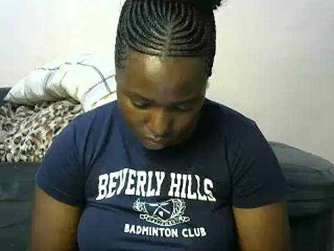 Snapshot of sweet_gal01 chatting on February 5, 8:46 pm sweet gal01 online show from February 5, 8:46 pm