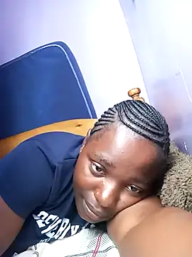 Snapshot of sweet_gal01 chatting on February 28, 8:20 am sweet gal01 online show from February 28, 8:20 am