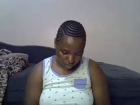 Snapshot of sweet_gal01 chatting on February 28, 9:55 pm sweet gal01 online show from February 28, 9:55 pm