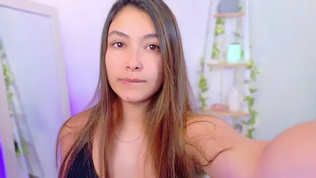 Snapshot of Abella_ruiz chatting on May 6, 8:36 pm Abella ruiz online show from May 6, 8:36 pm