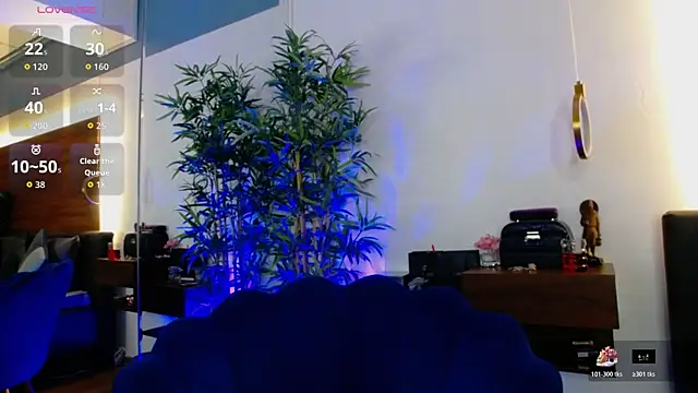 CreamyInkky  online show from December 15, 7:01 am