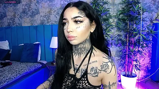 CreamyInkky  online show from February 7, 7:23 am