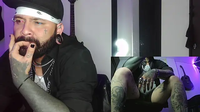 darkclothes online show from December 25, 10:39 am