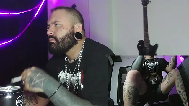 darkclothes online show from December 29, 7:28 am