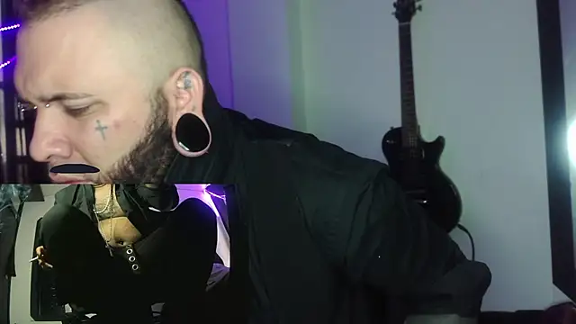 darkclothes online show from January 2, 7:51 pm