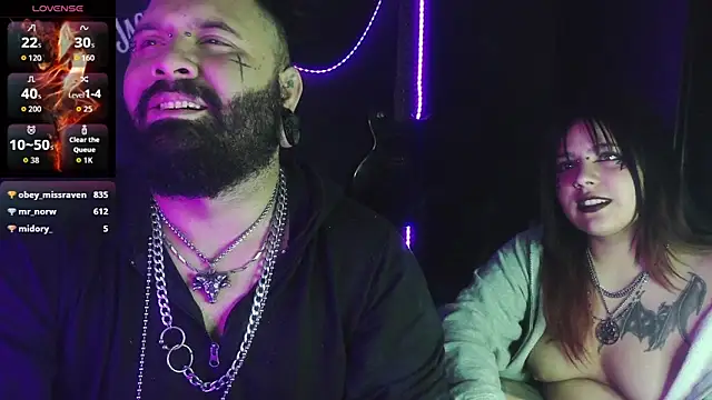 darkclothes online show from October 15, 7:30 am