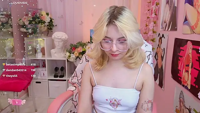 Coconut Mia online show from January 17, 1:47 am