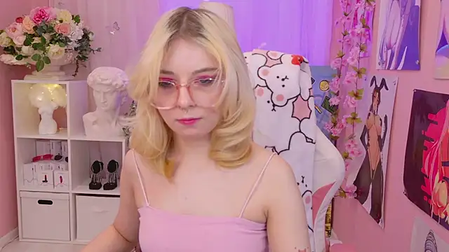 Coconut Mia online show from January 24, 9:47 pm