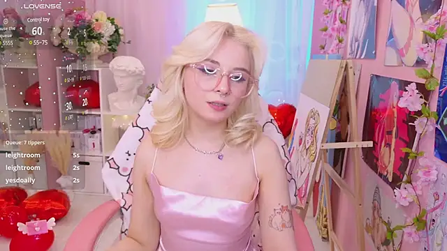 Coconut Mia online show from February 9, 11:46 pm