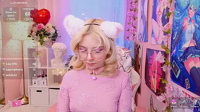 Coconut Mia online show from February 14, 10:25 pm