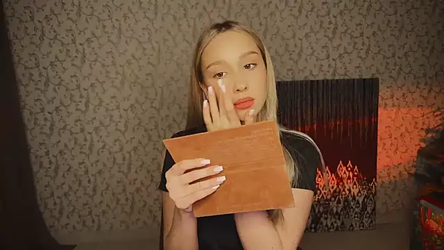 SweetTimee online show from January 14, 8:59 pm