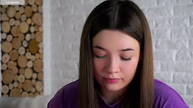 LowOncoming online show from February 24, 1:58 am