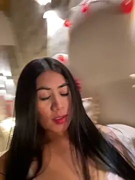  MadiLee  online show from February 10, 12:41 am