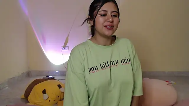 Snapshot of _maiahairy_ chatting on January 16, 1:16 am  maiahairy  online show from January 16, 1:16 am