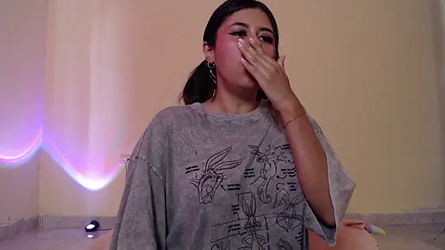 Snapshot of _maiahairy_ chatting on January 25, 4:13 pm  maiahairy  online show from January 25, 4:13 pm